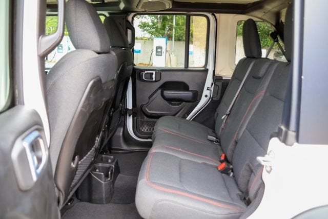 2025 Jeep Wrangler 4-Door Rubicon - Photo 10