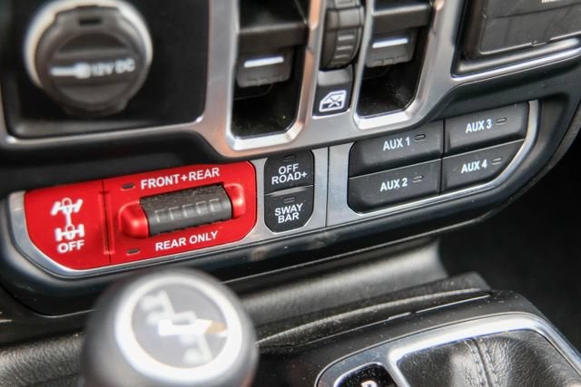 2025 Jeep Wrangler 4-Door Rubicon - Photo 16