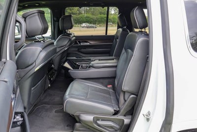2023 Jeep Grand Wagoneer Series II