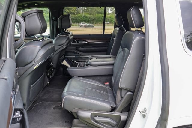 2023 Jeep Grand Wagoneer Series II