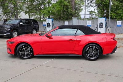 2025 Ford Mustang EcoBoost