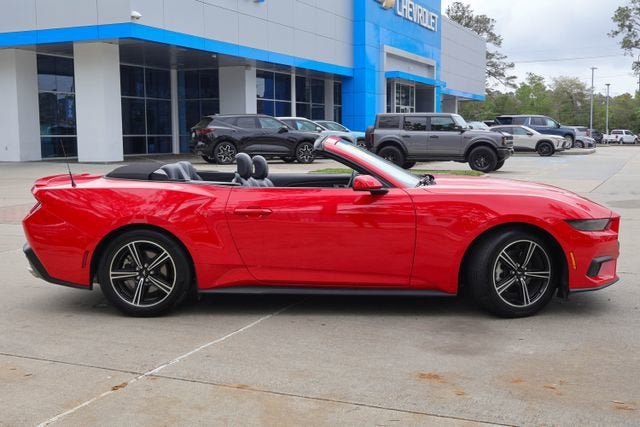 2025 Ford Mustang EcoBoost