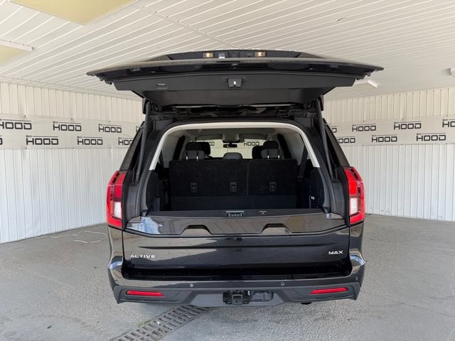 2025 Ford Expedition Max Active