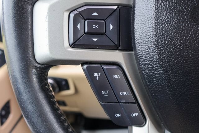 2017 Ford Super Duty F-250 SRW Lariat