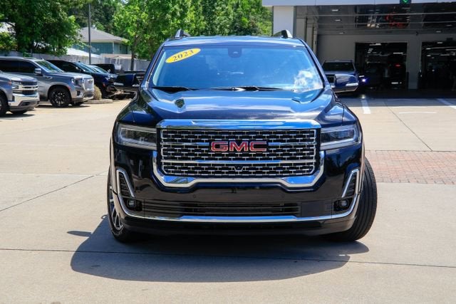 2023 GMC Acadia Denali