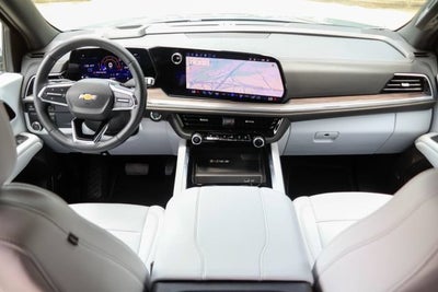 2025 Chevrolet Suburban Premier