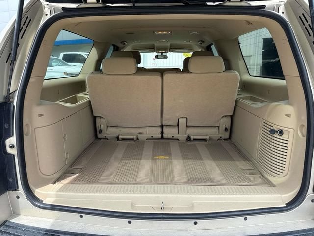 2011 Chevrolet Suburban LS