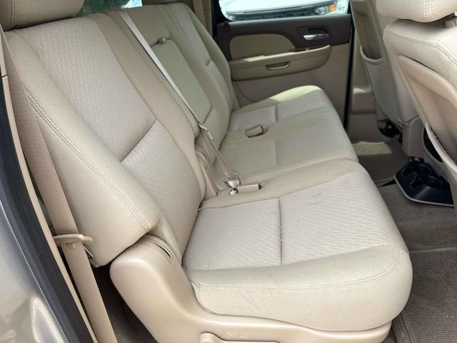 2011 Chevrolet Suburban LS