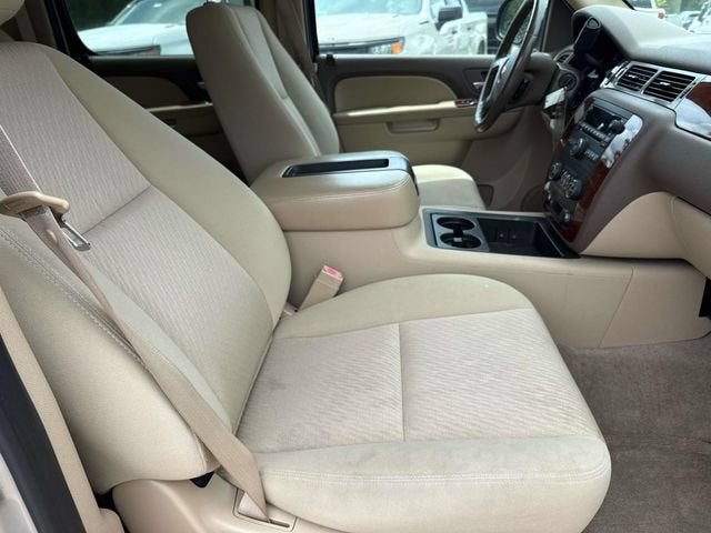 2011 Chevrolet Suburban LS