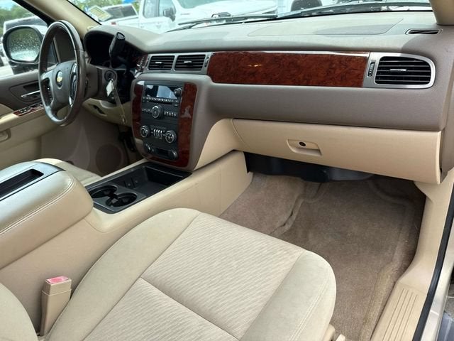 2011 Chevrolet Suburban LS