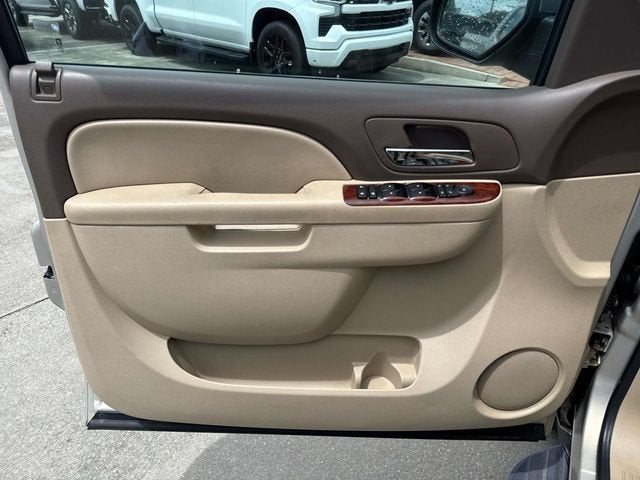 2011 Chevrolet Suburban LS