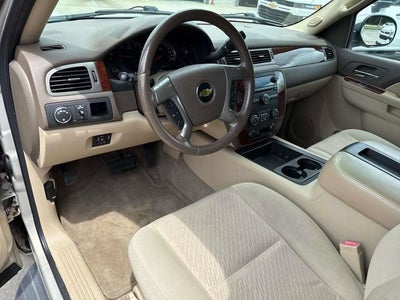 2011 Chevrolet Suburban LS