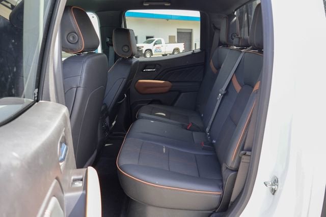 2025 GMC Canyon AT4
