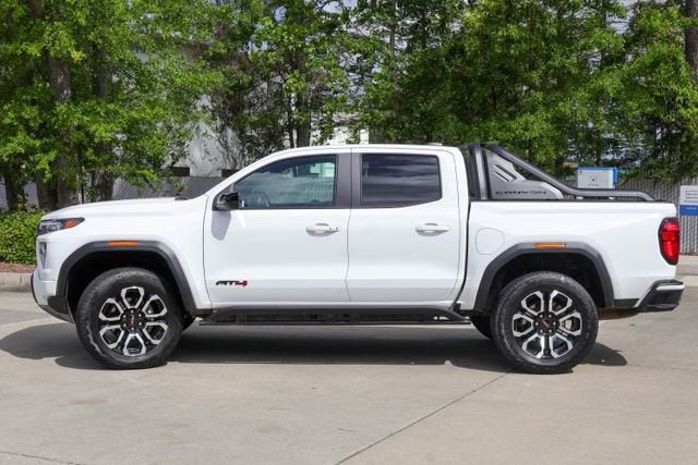 2025 GMC Canyon AT4
