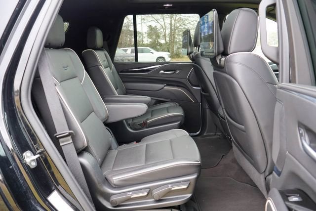 2023 Cadillac Escalade Sport