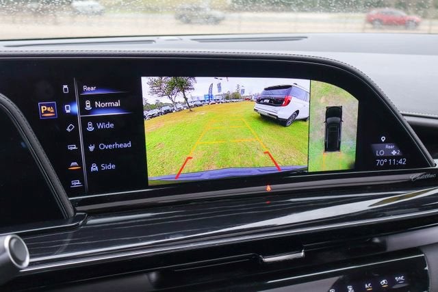 2023 Cadillac Escalade Sport