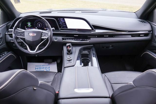 2023 Cadillac Escalade Sport