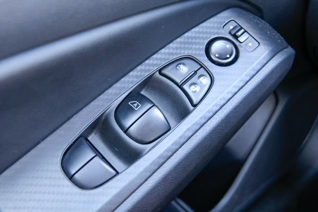 2025 Nissan Altima SV - Photo 17