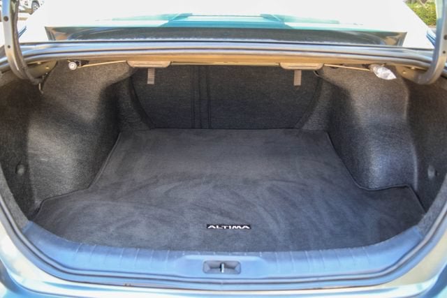 2025 Nissan Altima SV - Photo 26