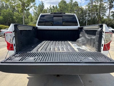 2018 Nissan Titan SV