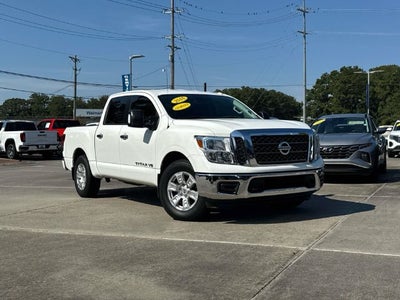 2018 Nissan Titan SV