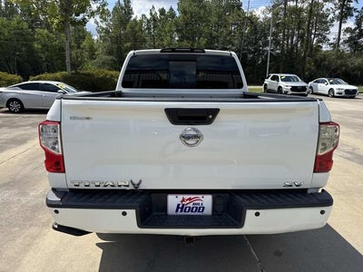 2018 Nissan Titan SV