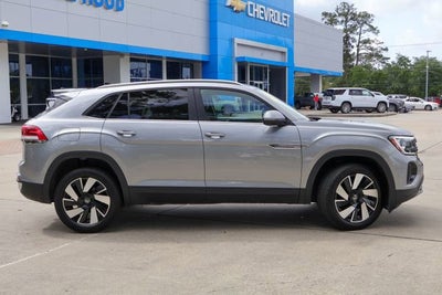 2025 Volkswagen Atlas Cross Sport 2.0T SE w/Technology