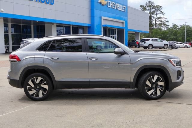 2025 Volkswagen Atlas Cross Sport 2.0T SE w/Technology