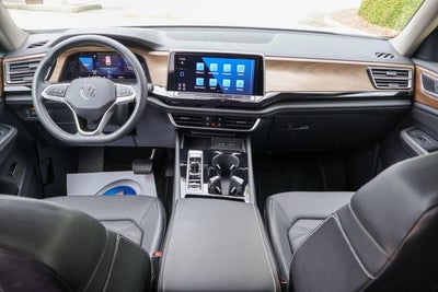 2024 Volkswagen Atlas 2.0T SE w/Technology