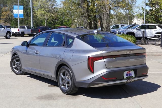 2025 Kia K4 LXS