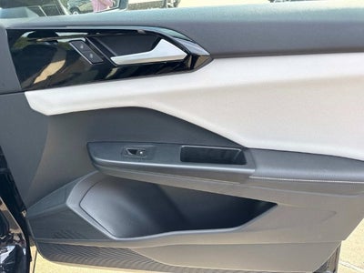 2025 Volkswagen Taos S