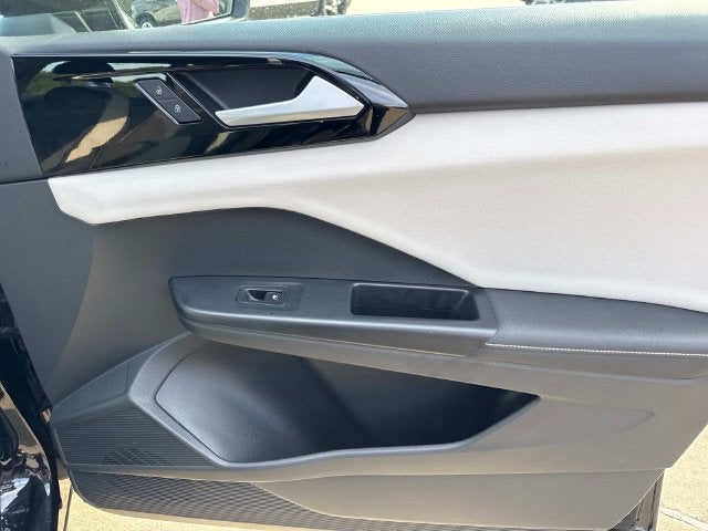 2025 Volkswagen Taos S