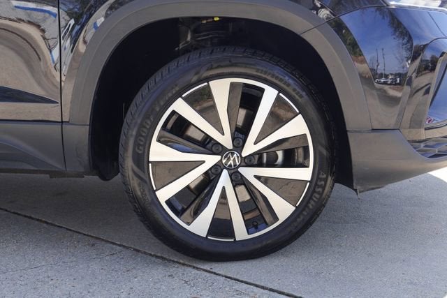 2024 Volkswagen Taos SE