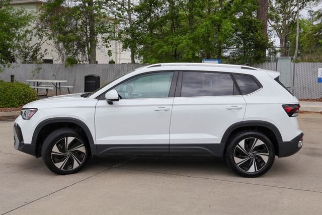 2025 Volkswagen Taos SE