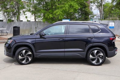 2025 Volkswagen Taos SE