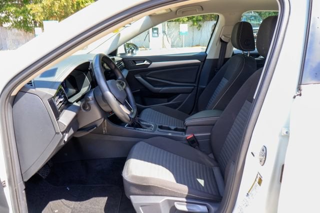 2025 Volkswagen Jetta S