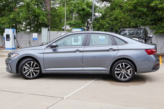 2025 Volkswagen Jetta SE - Photo 26