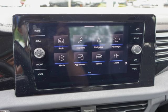 2025 Volkswagen Jetta SE - Photo 6