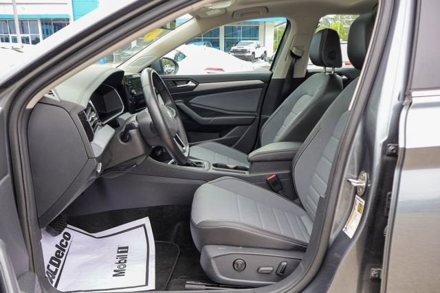 2025 Volkswagen Jetta SE