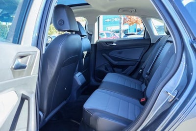 2025 Volkswagen Jetta SE