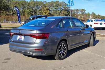 2025 Volkswagen Jetta SE