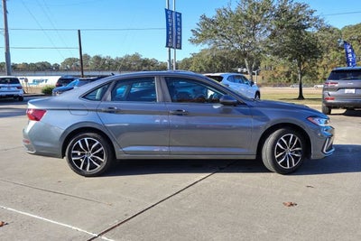 2025 Volkswagen Jetta SE