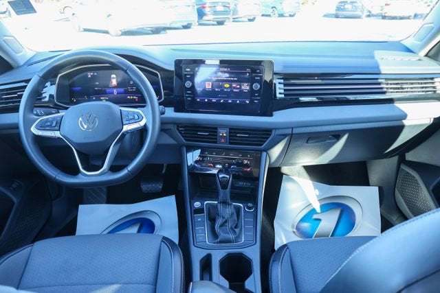 2025 Volkswagen Jetta SE