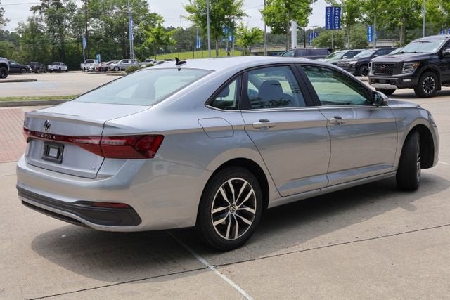 2025 Volkswagen Jetta SE
