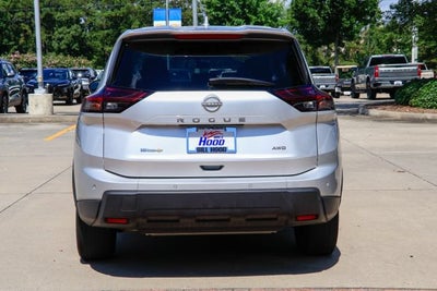 2025 Nissan Rogue SV
