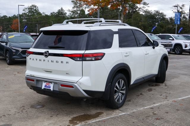 2024 Nissan Pathfinder SL