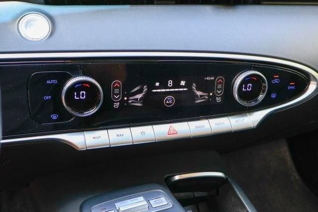 2025 Genesis GV70 2.5T