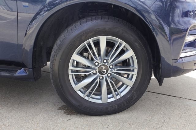 2024 INFINITI QX80 LUXE