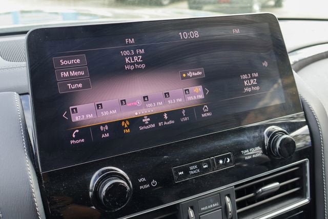 2024 INFINITI QX80 LUXE