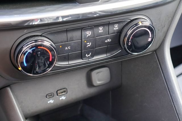 2025 Buick Encore GX Preferred - Photo 15